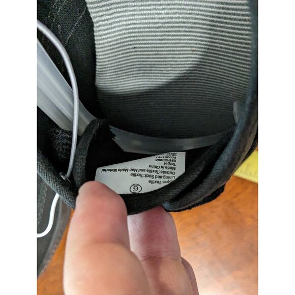 Universal Thread Lace Up Sneakers Size 6 Black Staple Lunea Tennis Shoes Canvas - Picture 9 of 13